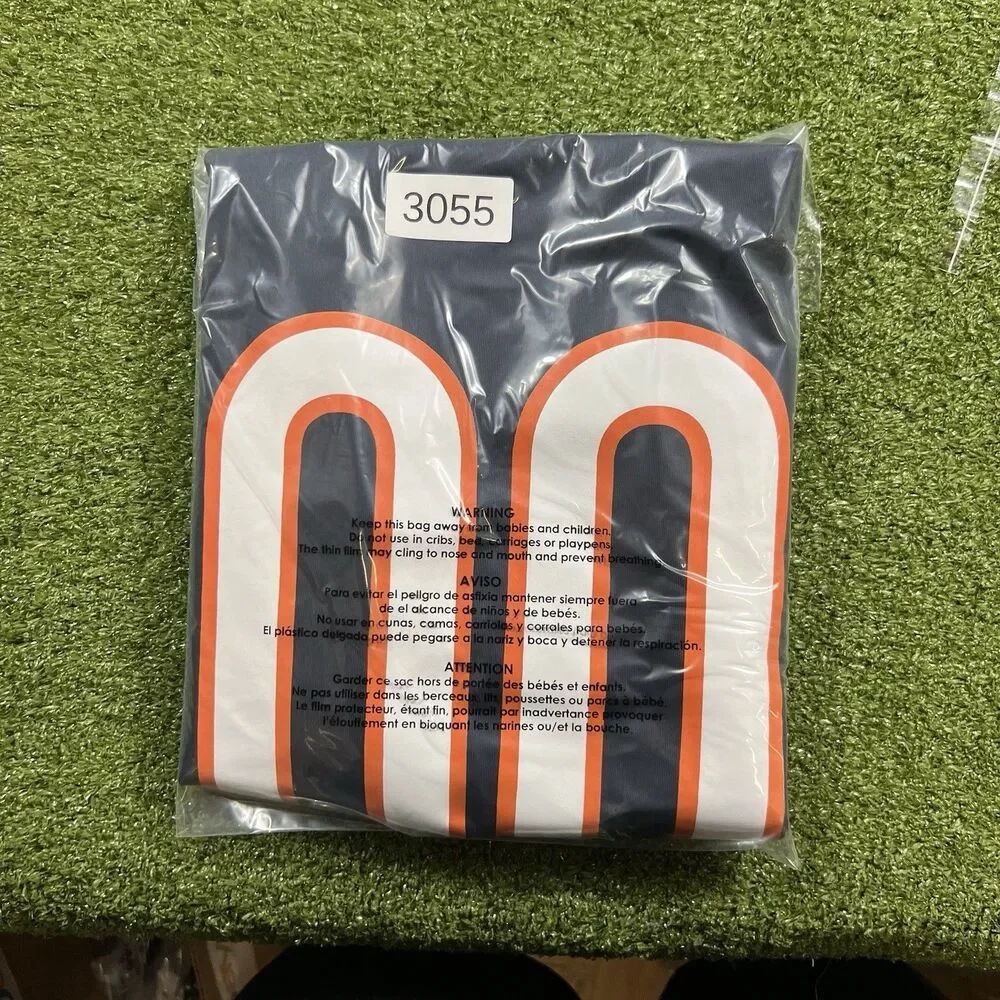 Bears Number 00 Custom Named Jersey Size M NWOT